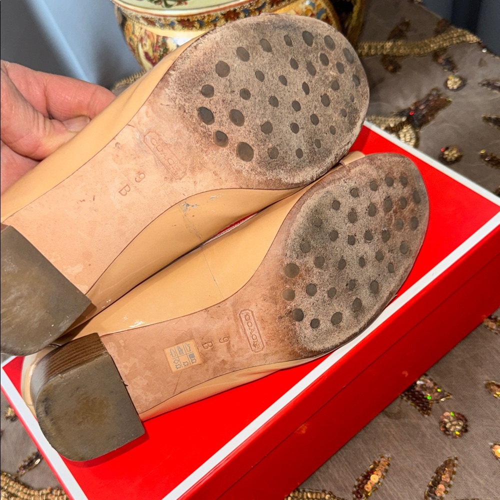 COACH Beige Patent Leather Ballet Flats with Signature Hardware - Picture 6 of 12